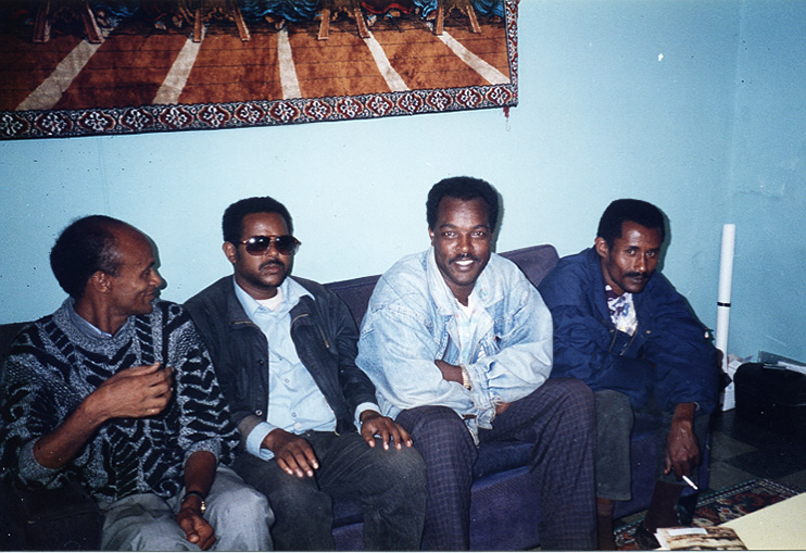 Dawit Isaak med kolleger 1995.